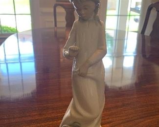 Lot P10, NAO by Lladro figurine, $30
