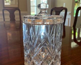 Lot P14, Bohemia Leaded Crystal Biscuit Jar, $10