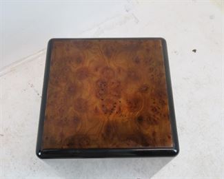 Burl wood top and black pedestal. minor chips . PIC 2