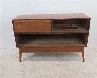 MCM stereo cabinet, no inner components or back panel. great looking cabinet to re-purpose. PIC 4