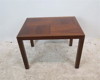 ITEM 256--- Lane MCM table, 28" wide, 21" deep, 20" high. $100.00