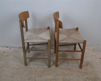 ITEM- 378 - pair of MCM oak chairs with woven rope seats. finish is worn. PIC 2