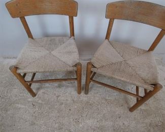 ITEM- 378 - pair of MCM oak chairs with woven rope seats. finish is worn. PIC 3
