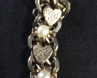 Vntg. Double Row Link Heart & Pearl Style Bracelet