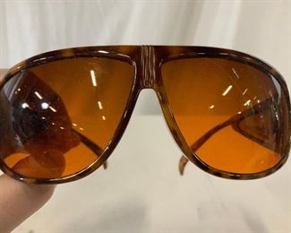 JOAN RIVERS brand sunglasses