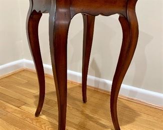 $60 Small side table 14" by 14" b 25" high