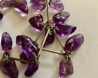 Detail amethyst chunk necklace