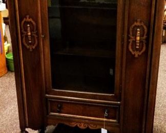 CHINA CUPBOARD...195.00
MATCHES BUFFET