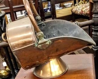 LARGE COPPER SCUTTLE...125.00