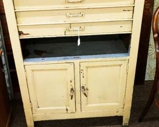 PRIMITIVE CHEST...125.00