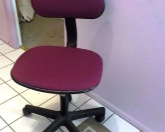 Desk Chair $15