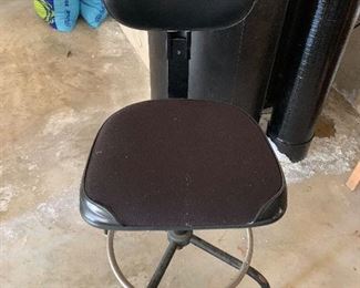 $45~ OFFICE CHAIR 