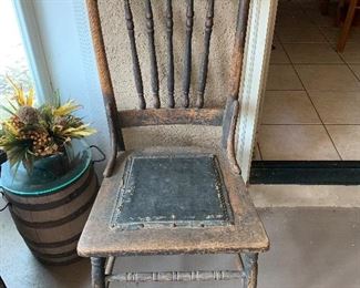 $65~ ANTIQUE RUSTIC OAK PRESSED BACK SIDE CHAIR