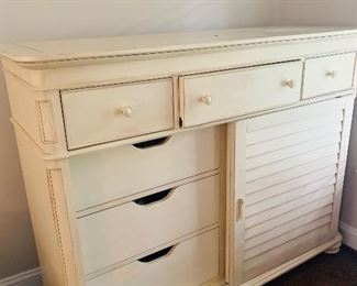 Country White Dressers