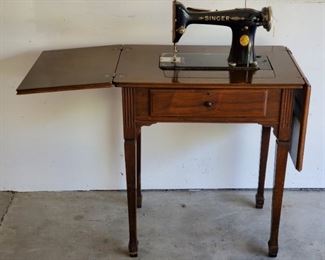 1925 SINGER Model 101 Electric Sewing Machine