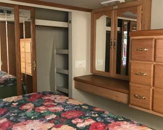 Closet and dressers in 2001 Alfa Gold GF38RLTES 5th wheel trailer w/3 slide outs