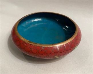 $  15.      C 107 Cloisonne bowl red /w floral design  4" dia with stand