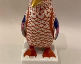 $185               POR 401  Herend Hvngary Handpainted 
Red/White Bird, navy/rose/blue wings, red 
web feet    4"h