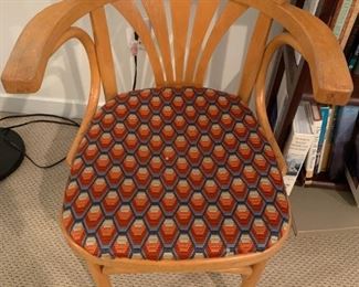$ 75        Czechoslovakia Design arm chair,