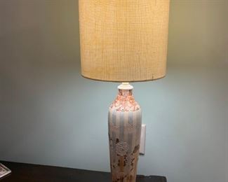 $ 18              Table lamp 