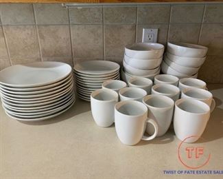 Porcelain Dishes Set by THRESHOLD