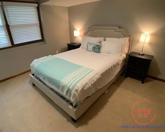 HOME MERIDIAN Queen Size Bed with SEALY Posturepedic Mattress