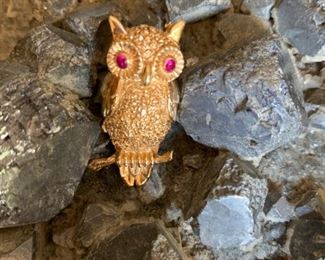 14k GOLD Owl Pin