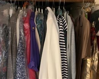 LARGE Assortment of Women's Clothing