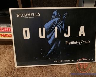 1970's WILLIAM FLUD Parker Bros. OUIJA Board