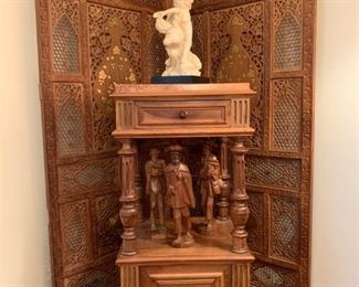 Antique Victorian Marble Topped Lamp / Candle Side Table