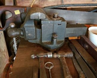 Larger vise