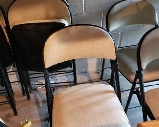 10 metal folding chairs