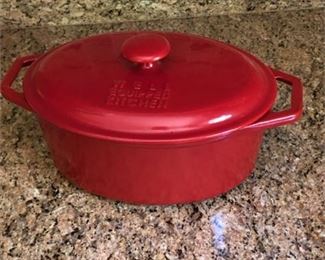 Lot 108
Well Equipped Kitchen Cast Iron Roaster