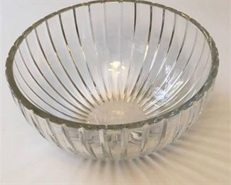 Lot 119
Marquis by Waterford Crystal Serving Bowl