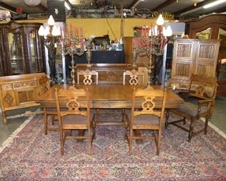 10 PIECE OAK DINING ROOM SET