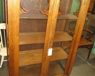 OAK BOOKCASE / CHINA CAB.