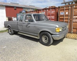 PIC #1 OF FOUR FORD 1989 F250 LIKE NEW RUBBER RUNS AND DRIVES GOOD NEEDS A LITTLE TLC BUT A GOOD TRUCK.