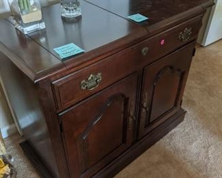 Pennsylvania house bar server. The top flips open for expanded service area!