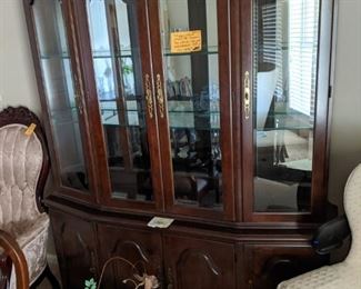 1987 Pennsylvania House - breaker style with double lights and tons of space for storage in both the top and bottom - this is in excellent shape and can be had at a great price