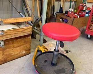 Rolling work chair