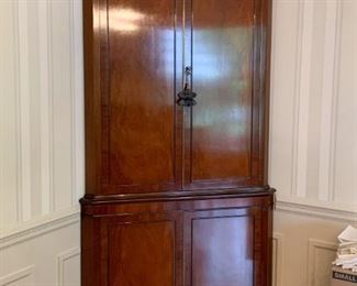 $600 - Antique English Corner Cabinet (39.5" L x 85.5" H)
