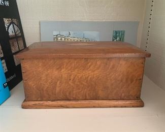 $60 - Wooden Keepsake Box