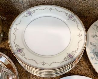 (another view of Noritake china)