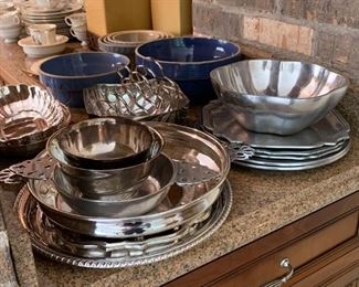 Serveware - Bowls, Platters & Plates