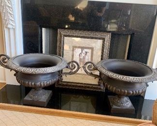 pair of metal urns/planters 