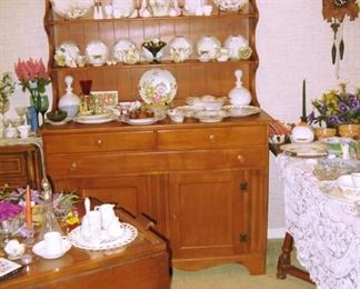 sold: tea cart & clock