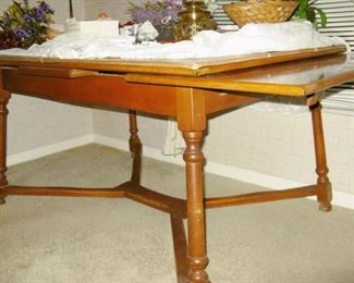 hidden leaves & top pads