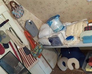 king and queen size sheets, vintage linens, tablecloths, doilies