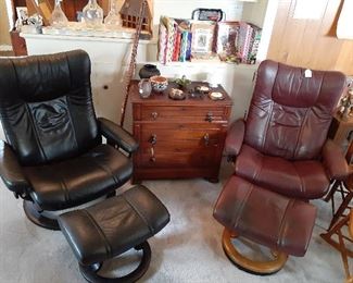 Ekornes stressless swivel recliners