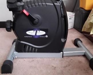 Magna trainer exercise equipment